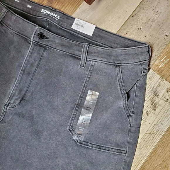 NWT Sonoma Women's Plus Size Black Denim High-Rise Raw Hem Shorts Size 20W - Picture 9 of 12